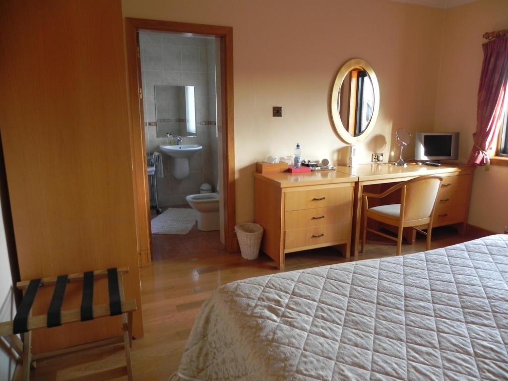 Shelmalier House Hotel Атлоун Стая снимка
